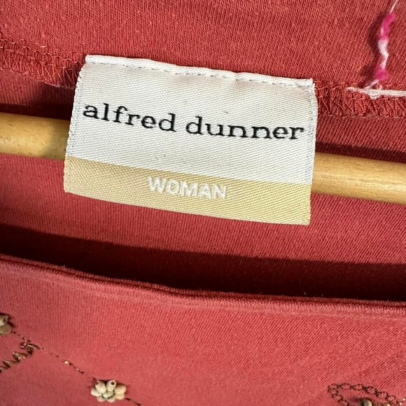 Alfred Dunner women's XL Orange and brown beaded tunic top with square neckline - Picture 3 of 4